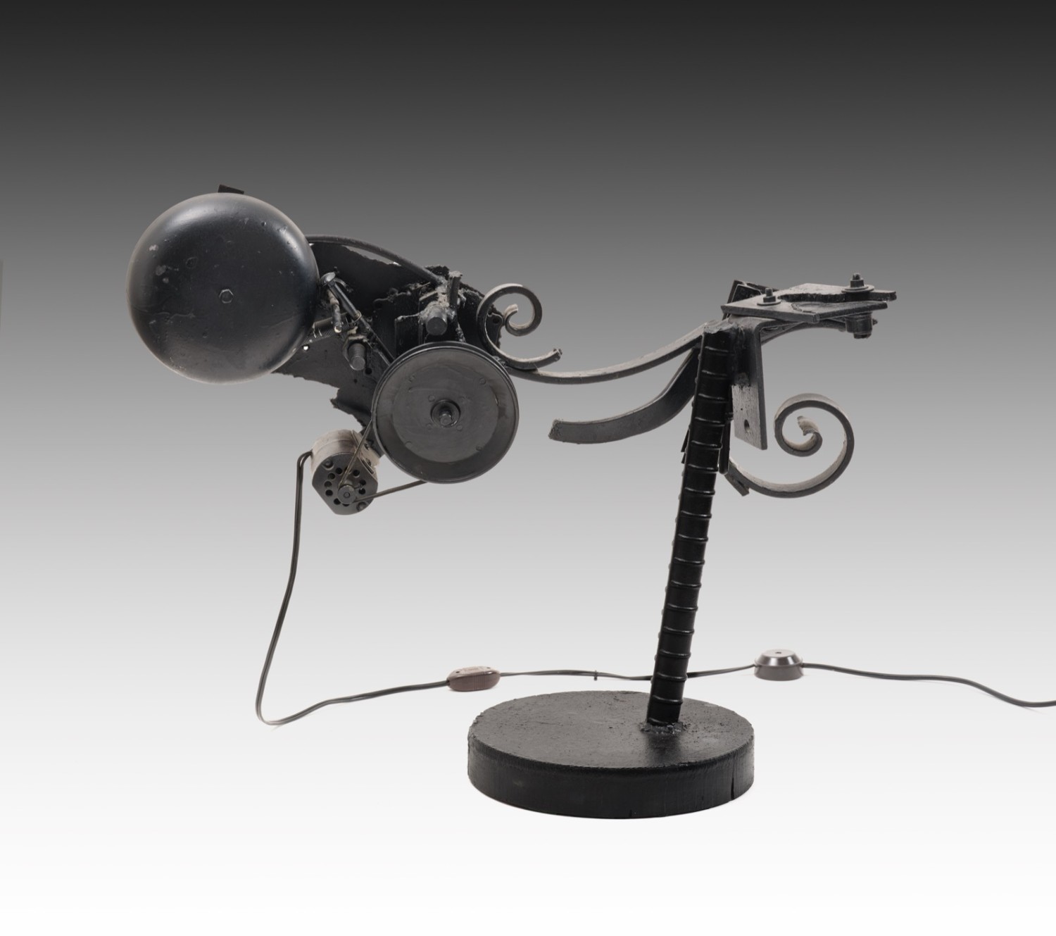 Jean Tinguely - Zing Zing + Co